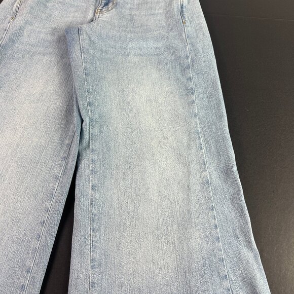 Pilcro Jean Women 27x27* Adi Mid Rise Flare Crop Light Blue Raw Hem Denim Tag 24 - Picture 3 of 16